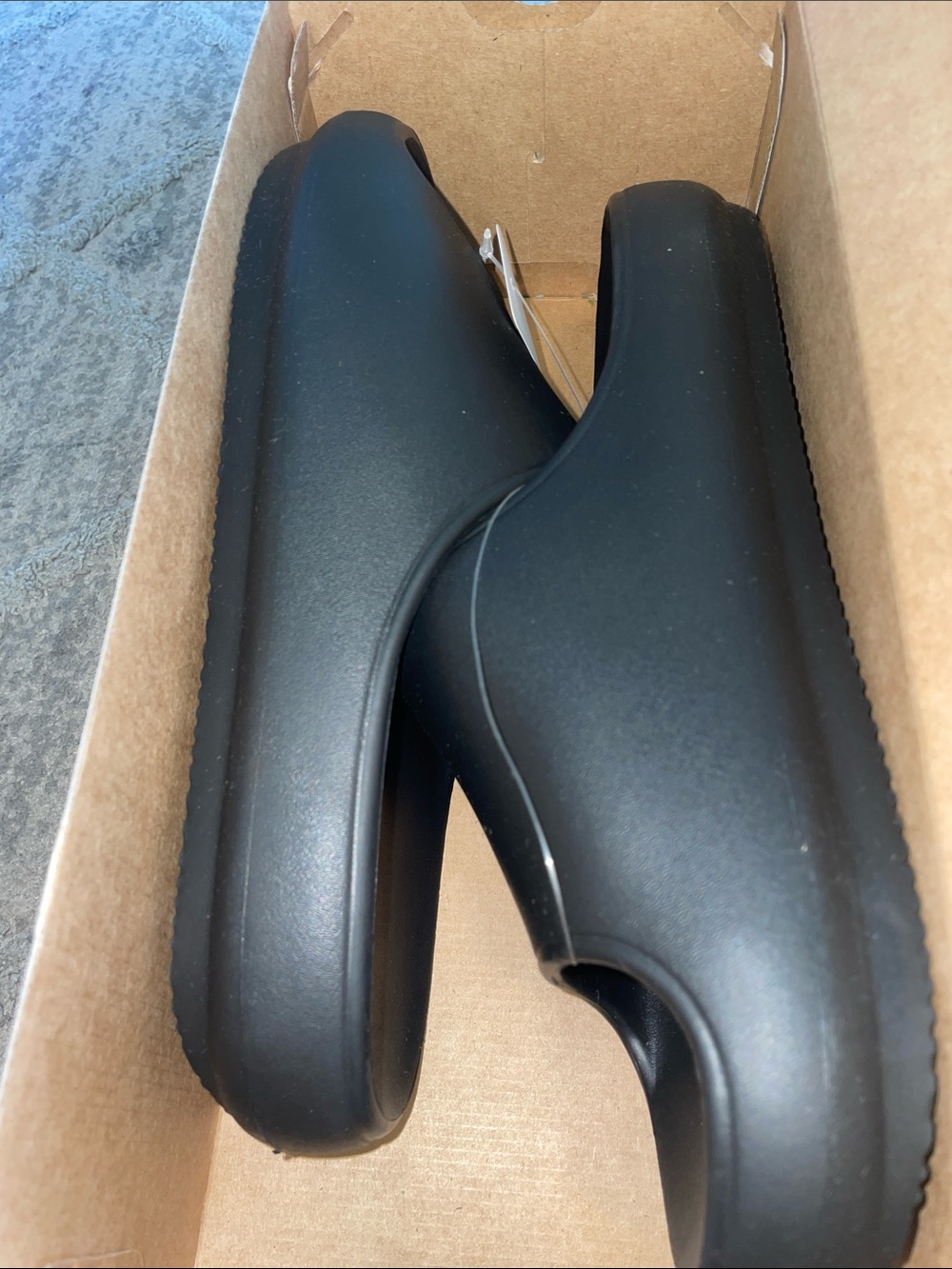 Men's Slip-On Comfort Shoe in Black